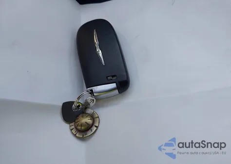 2015 Chrysler 200 S z USA, uszkodzony, nr VIN 1C3CCCBB5FN676884